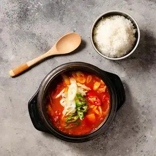 Canh kim chi - 129.600 ₫ tại Chivago Chicken - Gà Rán Hàn Quốc - Hoa Đào