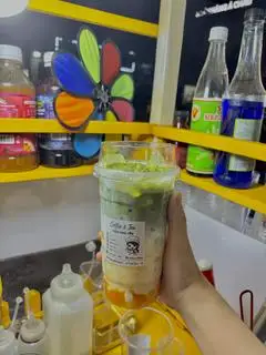 Hình ảnh Matcha dâu -đào-việt quất