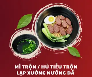 MÌ/ HỦ TIẾU TRỘN LẠP XƯỞNG NƯỚNG ĐÁ - 65.000 ₫ tại Mì Trộn Bò Xào - Phan Văn Hân
