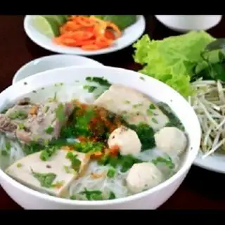 Bánh Canh Mọc Chả Sườn  - 65.000 ₫ tại Bánh Canh Trảng Bàng & Bún Mọc - Phan Văn Trị