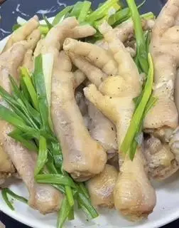 Hình ảnh Chân Gà Hấp Hành 500g