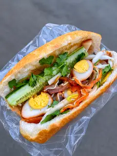Bánh Mì Phá Lấu Ổ Đặc Biệt - 40.000 ₫ tại Bánh Mì Tôn Đản - Tôn Đản