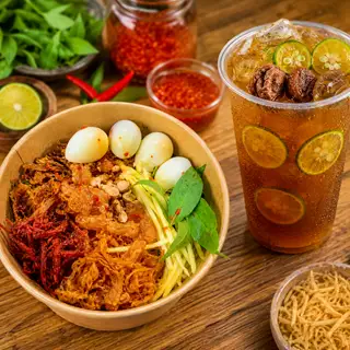 (Combo 1) 1 Phần Bánh Tráng Trộn Truyền Thống + 1 Ly Trà Tắc Xí Muội - 55.000 ₫ tại Bánh Tráng Trộn - Trà Tắc Xí Muội - Trịnh Đình Trọng