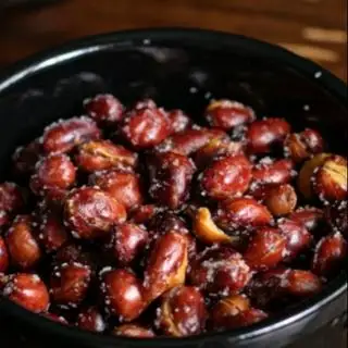Hình ảnh THÊM ĐẬU PHỘNG RANG MUỐI.