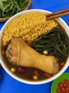 Hình ảnh Mỳ Gà Tần Thuốc Bắc - Size Đầy đặn