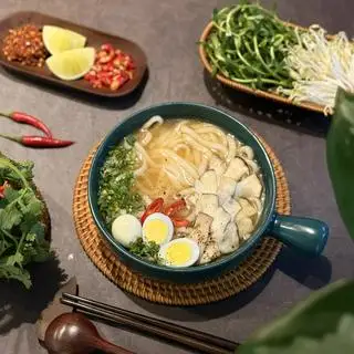 Bánh canh thêm - 22.000 ₫ tại Bánh Canh Cá Lóc Cố Đô - Phạm Văn Hai
