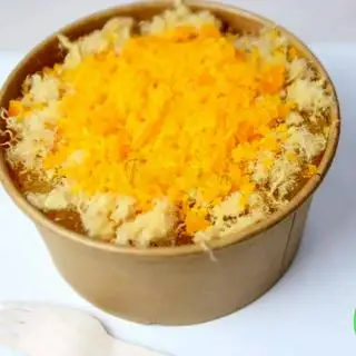 Hình ảnh Bông lan trứng muối sốt phô mai chảy mix kem trứng