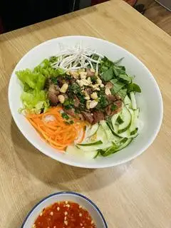 Bún thịt nướng - 36.750 ₫ tại Gấu Nhím Măm Măm - Bún Thịt Nướng, Cơm Tấm & Bún Nước Tương - Quang Trung