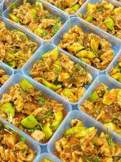 Hình ảnh Chân Gà SỐT THÁI Rút Xương (Size Nhỏ) + Sốt Chấm