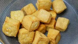 đậu hũ - 10.000 ₫ tại Quán An An - Bún Thịt Luộc Nước Tương - Dạ Nam