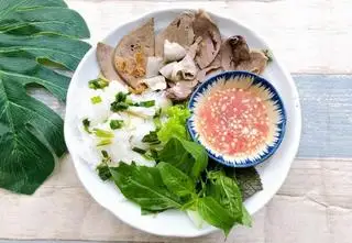 Bánh hỏi lòng heo - 30.000 ₫ tại Cháo Lòng 2 Anh Em - Nguyễn Kiệm
