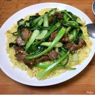 Hình ảnh Cơm Rang Cải Bò Xào Riêng