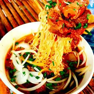 Mì Gói Bò Kho - 65.000 ₫ tại Phở Gánh - Nguyễn Oanh