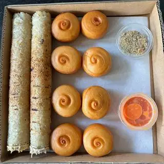 Hình ảnh 2 Cơm,8 Bánh,Muối mè,Muối ớt
