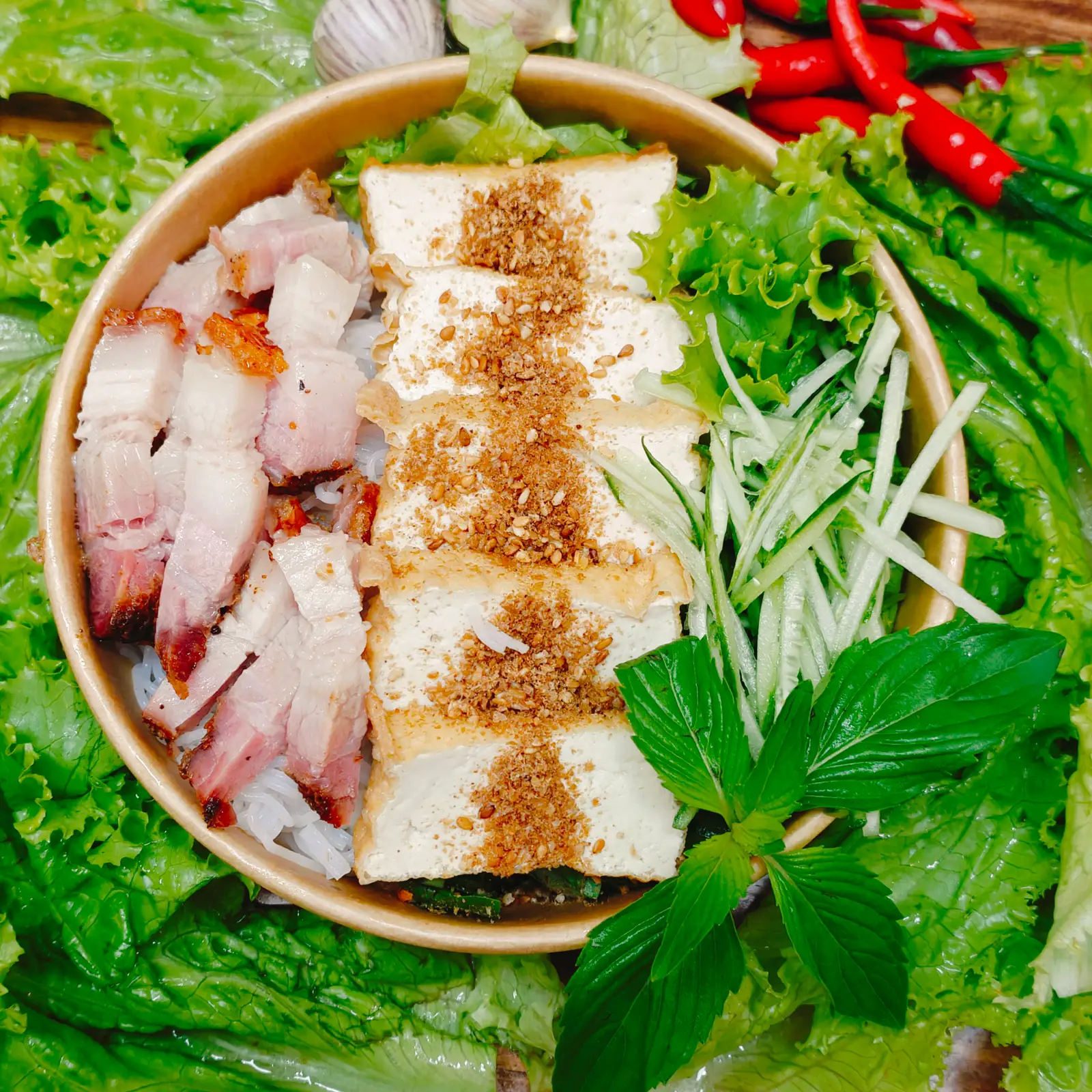 Bún nước tương Đậu + Heo Quay ngon ngọt - 69.000 ₫ tại Bún Rất Ngon - Bún Nước Tương, Bún Nước Tương Chay & Bún Mắm Nêm - Mai Thị Lựu