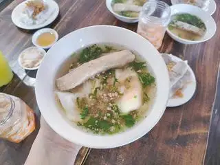 Bánh trứng - 16.000 ₫ tại Em Bé Tày - Bánh Cuốn Cao Bằng - Đặng Thùy Trâm