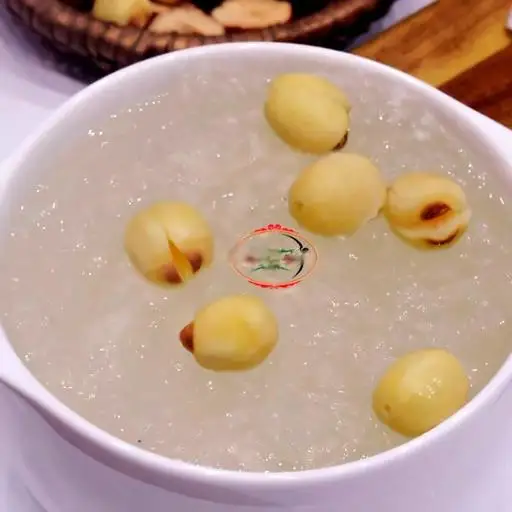 Hình ảnh Tổ yến chưng hạt sen - đường phèn - thố vừa
