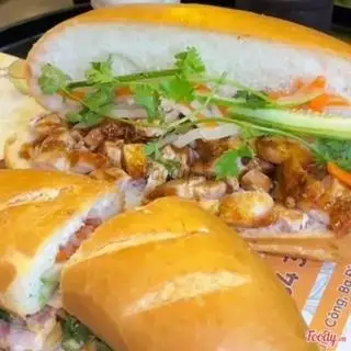 Hình ảnh Bánh mì heo quay