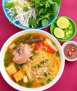 Hình ảnh Bún Riêu Giò
