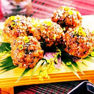 Thịt Viên Nướng Đậm Đà - 15.000 ₫ tại Bánh Mì & Bún Thịt Nướng Hai Sang - Hoàng Sa