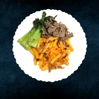 Hình ảnh Nui Xào Bò