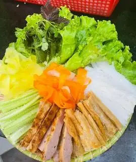Hình ảnh Nem nướng Nha Trang mẹt đôi - trà