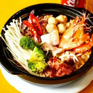 Mì Cay Kim Chi Hải Sản - 69.000 ₫ tại Mì Cay June Noodle House - Lê Đức Thọ