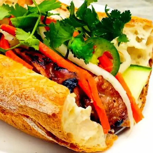 Bánh mì thập cẩm - 32.000 ₫ tại Bánh Mì Lương Phan 3 - Đường Số 15