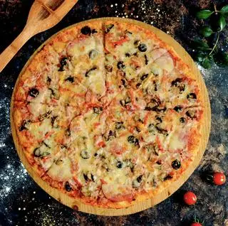 Pizza 4 mùa - 125.000 ₫ tại An - Pizza & Tea - Cách Mạng Tháng Tám