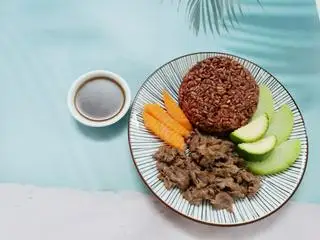 Hình ảnh Cơm gạo lứt bò xào - sốt tiêu