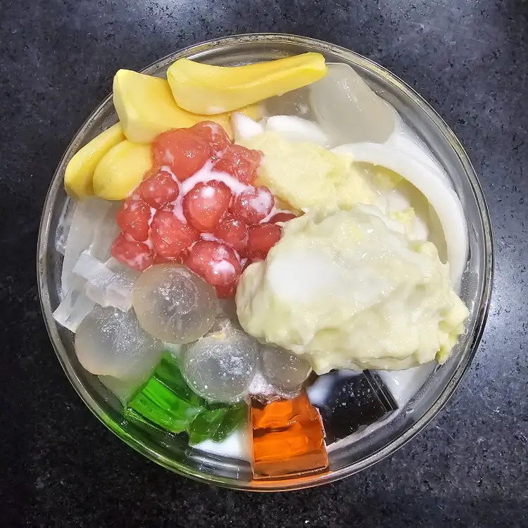 Chè Thái Đặc Biệt (Thêm Sầu Riêng) - 65.000 ₫ tại Chè Khúc Bạch Sài Gòn - Phùng Văn Cung