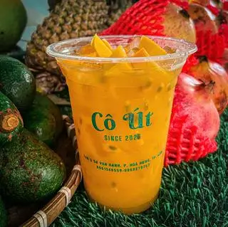Trà xoài chanh dây ly khổng lồ - 35.000 ₫ tại Cô Út - Nước Ép, Sinh Tố & Trà Trái Cây - Sư Vạn Hạnh