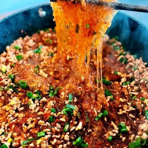 Hình ảnh Miến xào cay Trùng Khánh