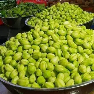 Cóc non 350g - 37.000 ₫ tại Trái Cây Miền Tây Nhà Suka - Trái Cây Tươi Cắt Sẵn - Nguyễn Tiểu La