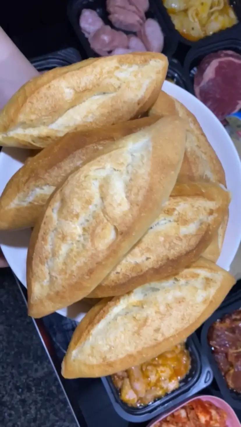 Hình ảnh Bánh Mỳ