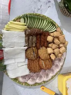 Hình ảnh Combo 3 người tặng 3 nước