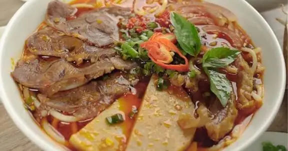 Bún Nạm, bò viên - 50.000 ₫ tại Bún Bò Huế Chính Gốc Hương Xưa - Phan Huy Thực