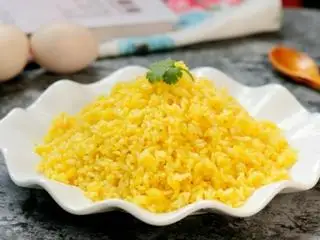 Cơm thêm - 10.000 ₫ tại Cơm Gà 38 - Cơm Gà Xối Mỡ Sốt Đặc Biệt - Thân Văn Nhiếp