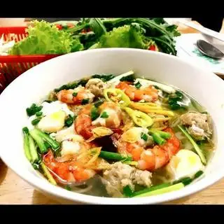 Hình ảnh Hủ Tiếu Tôm + Chả Cá