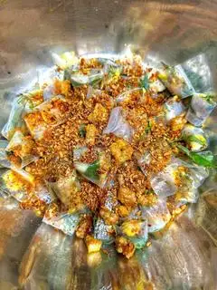Bánh Tráng Cuốn Lòng Đào Trộn Khô Bò  - 48.000 ₫ tại Ăn Vặt Bánh Tráng Cuốn Trộn - Trứng Gà Nướng & Trà Trái Cây - Lê Văn Sỹ