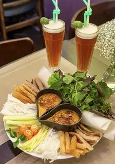 Hình ảnh combo 1 nem + 1 trà chanh