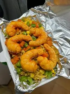 Hình ảnh Mì trộn tôm định hình