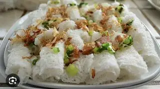 Hình ảnh Bánh Hỏi chay chả giò