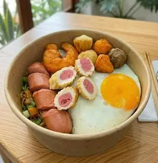Hình ảnh Mì trộn Indomie đặc biệt full topping