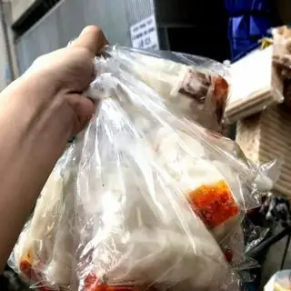 Bánh tráng muối tôm tắc Xâu Nhỏ - 25.000 ₫ tại Bánh Tráng Bà Gánh - Chu Văn An