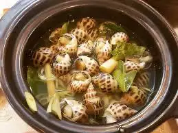 Hình ảnh Ốc Hương Hấp Sả