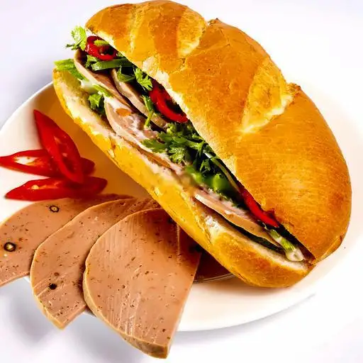 Bánh mì chả bò - 37.000 ₫ tại Bánh Mì Lương Phan 3 - Đường Số 15