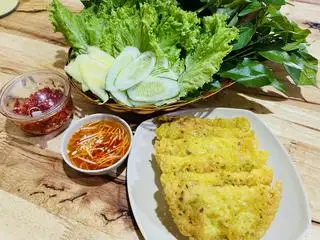 Combo 10 bánh miền trung(2 người dùng) - 115.000 ₫ tại BÁNH XÈO RAU RỪNG HAI VƯƠNG - Dân Chủ