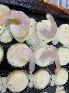 takoyaki tôm nhảy 4 viên - 37.000 ₫ tại Takoyaki Bạch Tuộc Nguyên Con - Nguyễn Biếu