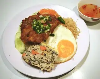 Cơm Sườn Chả Trứng - 65.000 ₫ tại Cô Lài - Cơm Tấm & Bún Thịt Nướng - Lê Đức Thọ